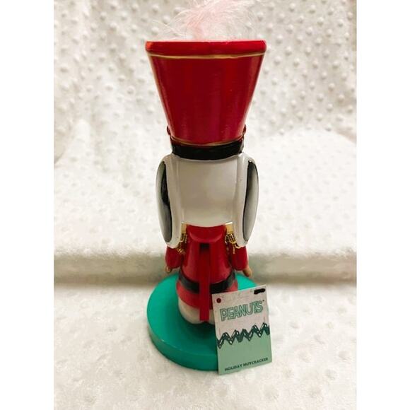 Peanuts Snoopy 8 1/2" Drummer Nutcracker , Kurt Adler (2024), NEW w/Tags - Picture 3 of 5